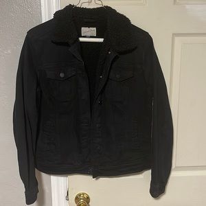Universal Thread Sherpa lined Black Jean Jacket